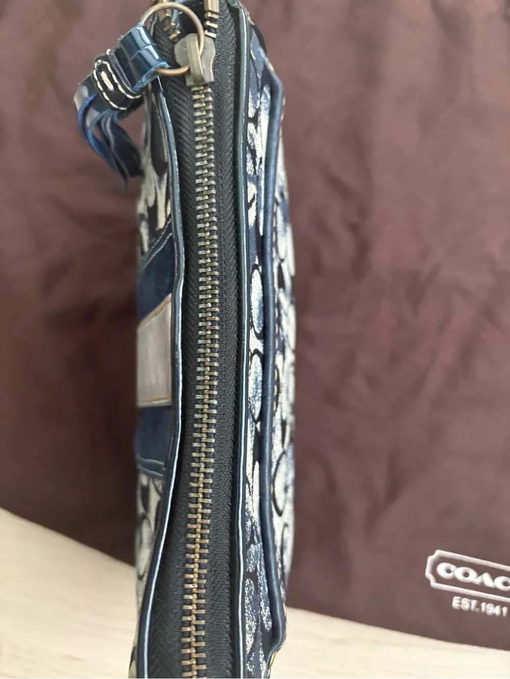 Coach Navy Signature Stripe Shoulder Bag with Light Blue Center - Picture 6 of 10